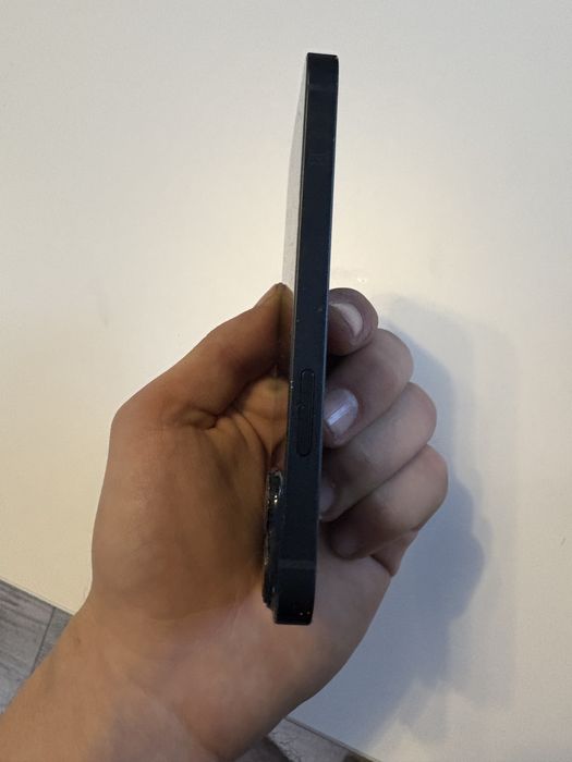 Sprzedam iphone 13 mini