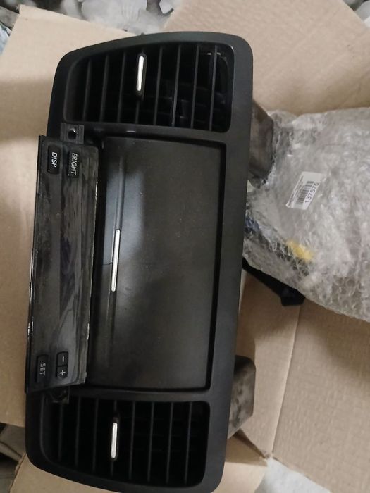 Субару, часы, все целое, все провода подключения