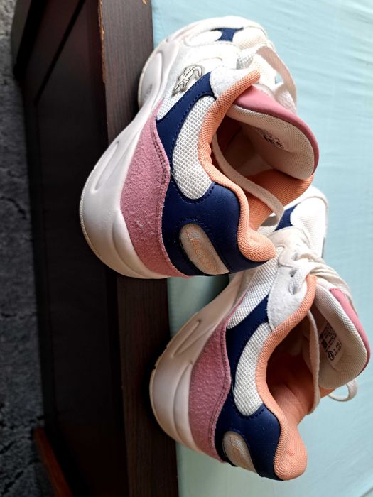 Buty dziecięce sportowe Lacoste