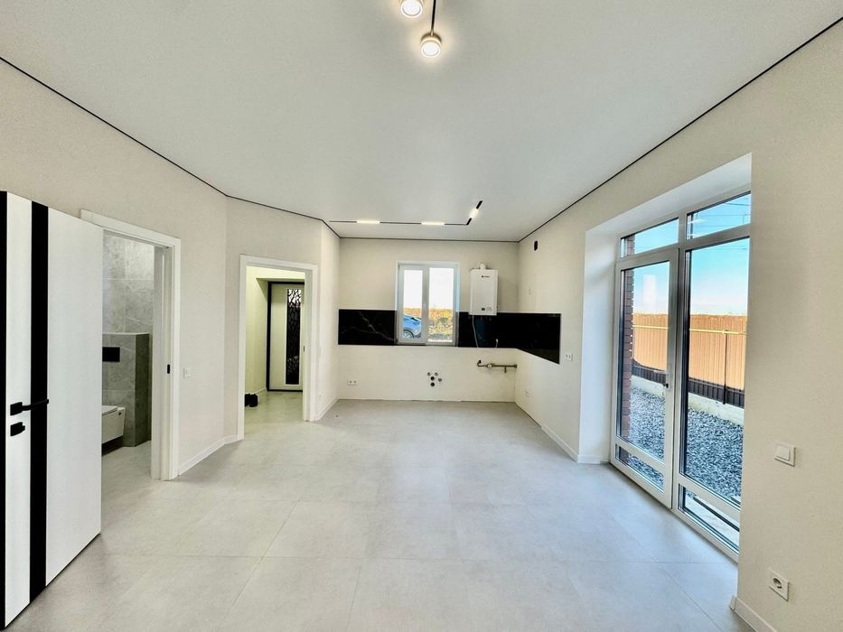 Продам таунхаус з якісним ремонтом. Газове опалення.