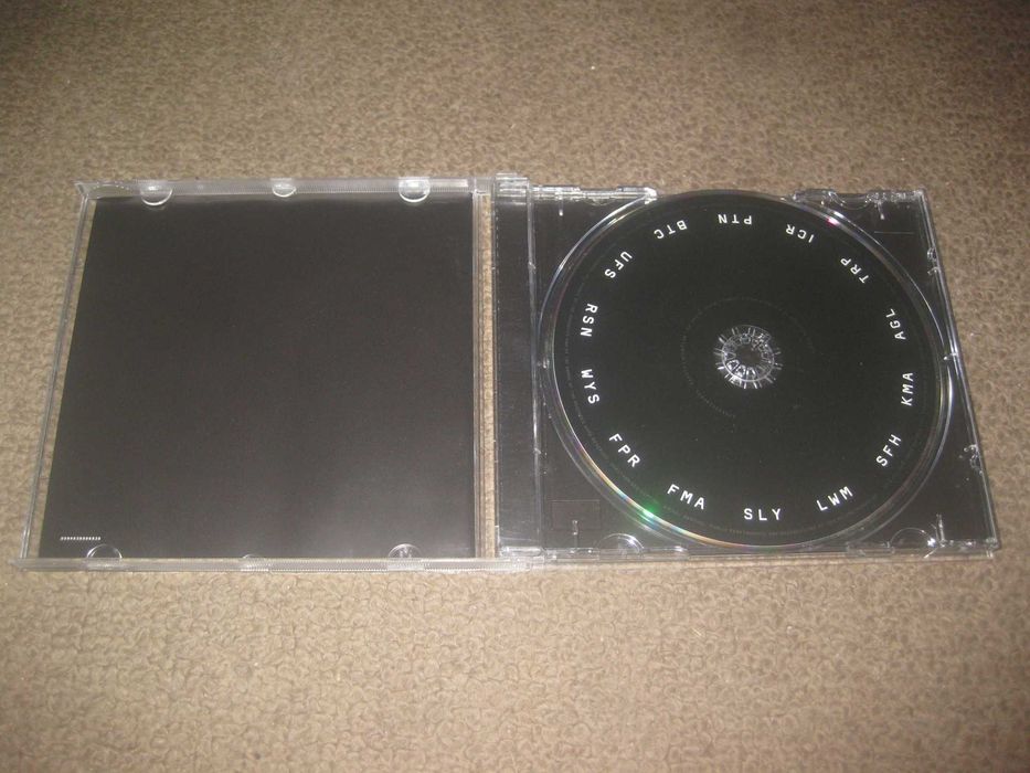 CD dos Massive Attack "Collected: The Best Of"