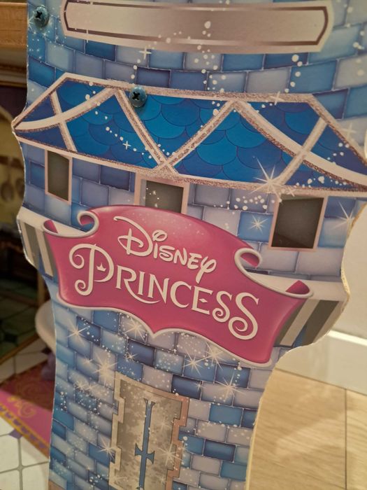 Casa de Bonecas Disney Princess Castelo – Grandes Dimensões (Custou 200€)