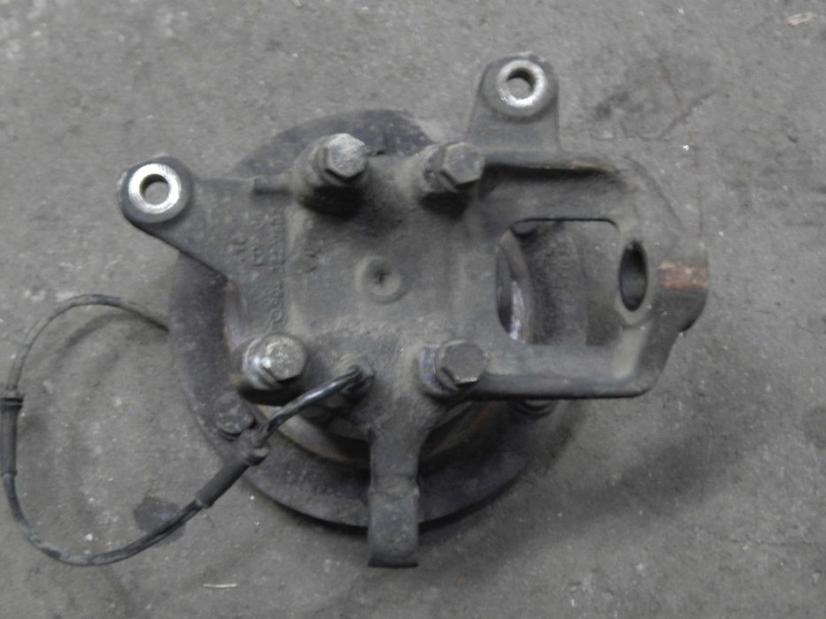 piasta zwrotnica lewa mercedes sprinter 412,416vw lt 46