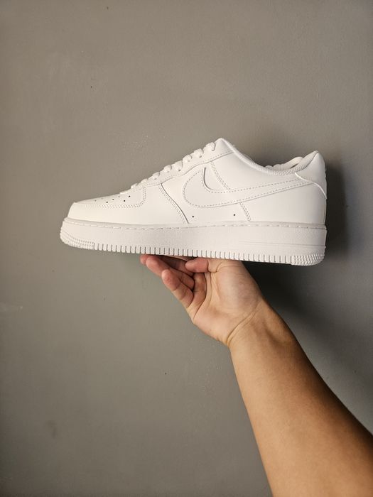 Białe Air Force 1