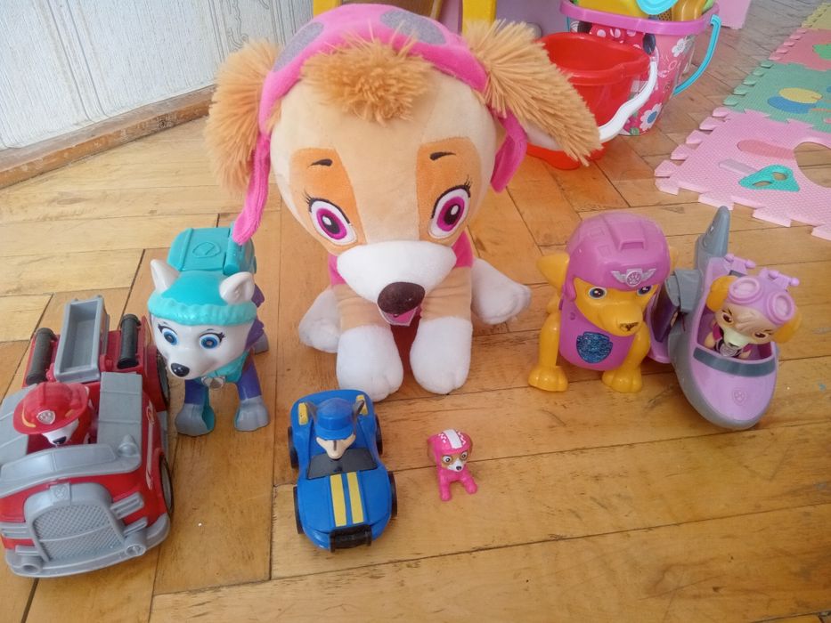 Віддам іграшки для дітей