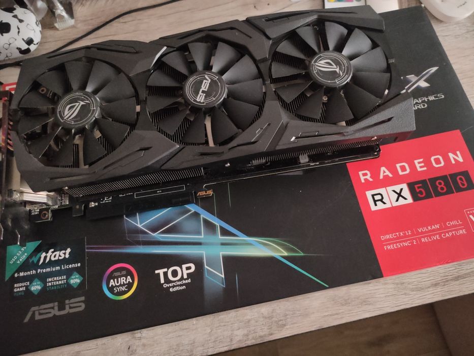 ASUS ROG Strix RX580 8Gb DDR5 top