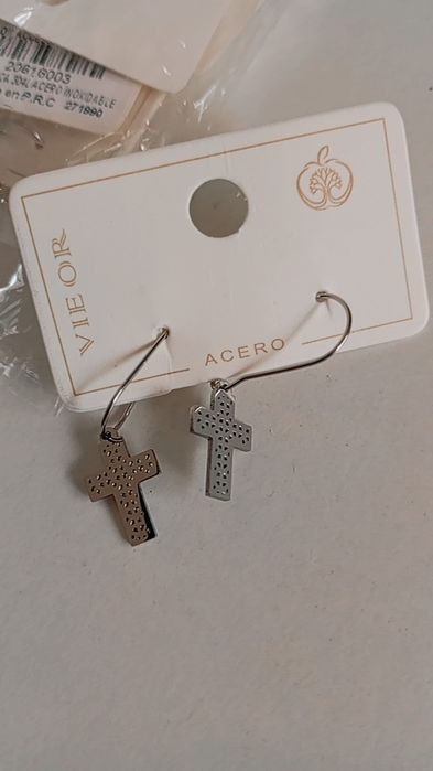 Lote 50  em aço pulseiras anéis e brincos