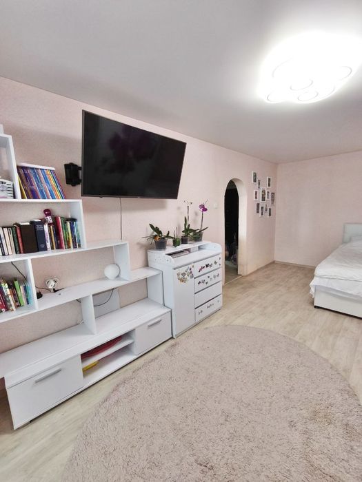 Продаж 1 кімнатної кв-ри Калинова, Образцова, з ремонтом
