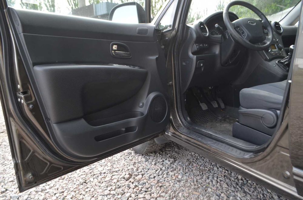 Kia Carens Дизель 2011