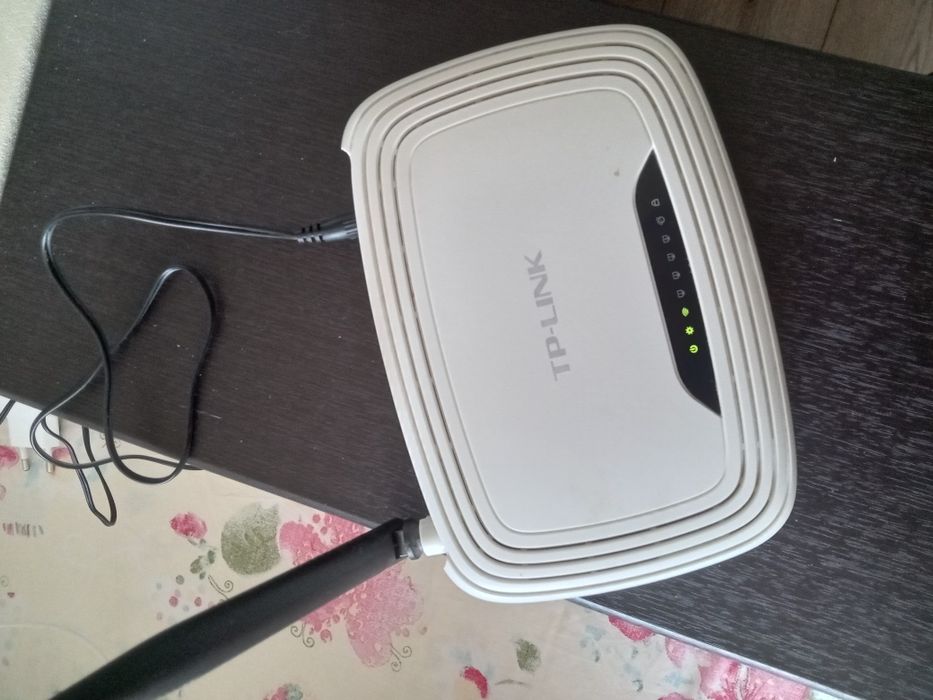 Продам wi-fi роутер tp-link tl-wr740n