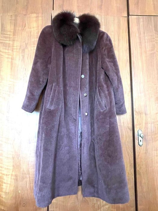 Casaco Longo de Luxo em Baby Llama com Gola de raposa