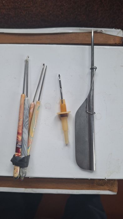 Игла,крючок для шитья ковров