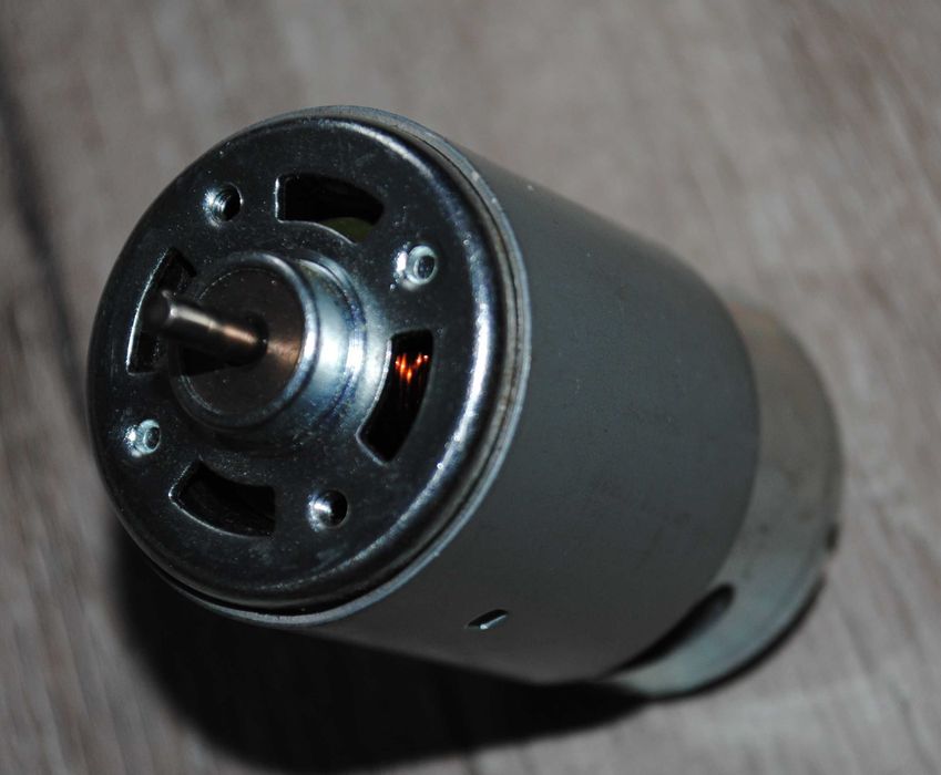 Електродвигун шуруповерта, акумуляторної техніки BRS-550 21V