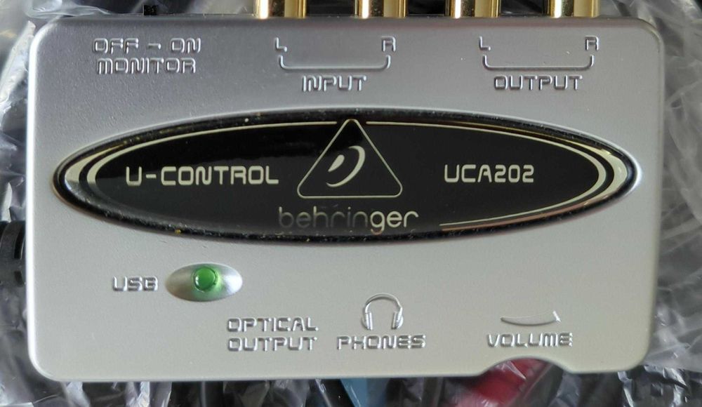 Światłowód USB u-control uca202 BEHRINGER