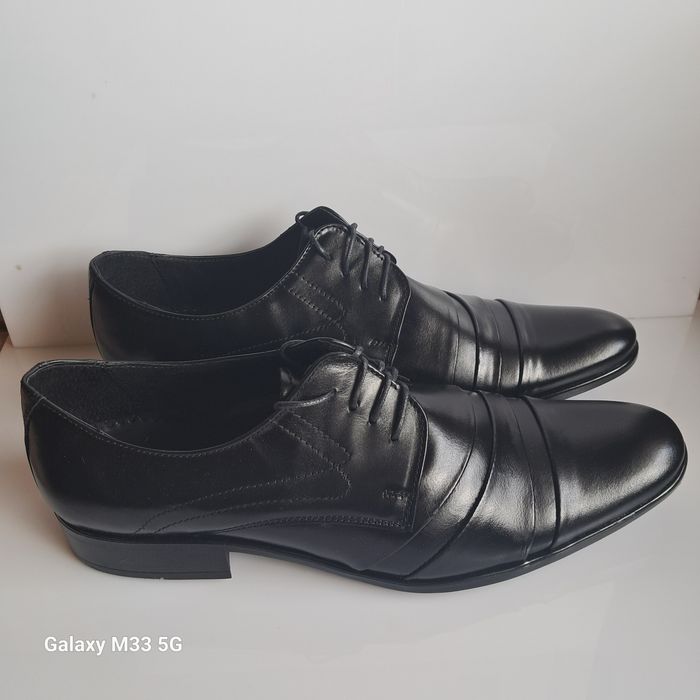 Sprzedam buty męskie r 44
