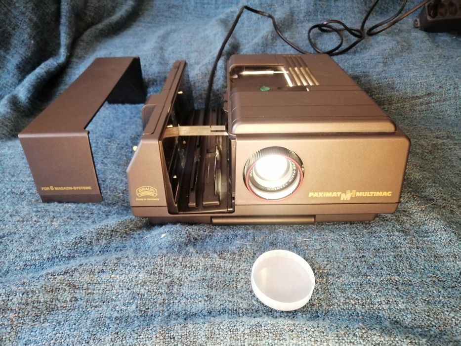 projektor rzutnik slajdów  braun 2030