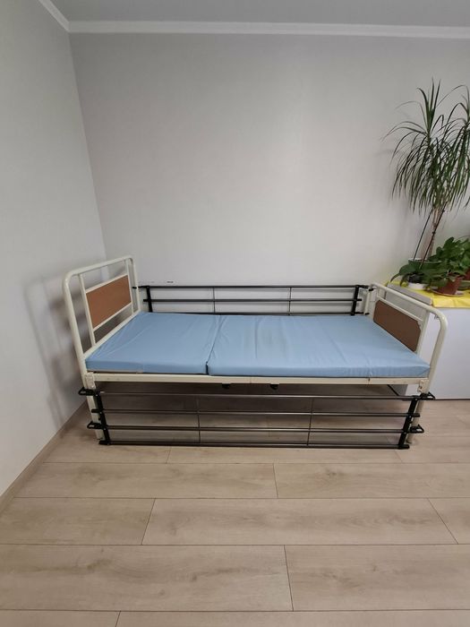 Продам кровать для лежачих больных.