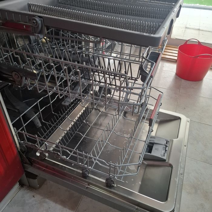 Máquina de Lavar Loiça BOSCH SMS4EMI06E