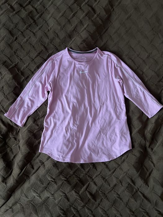 Кофта nike. Рожевого кольору