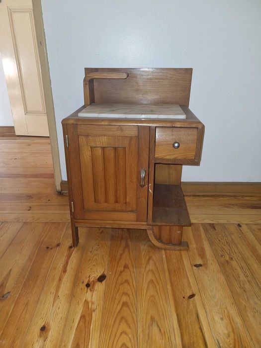 Mobilia de quarto 3 peças mais  colchão . Madeira dos anos 50s.