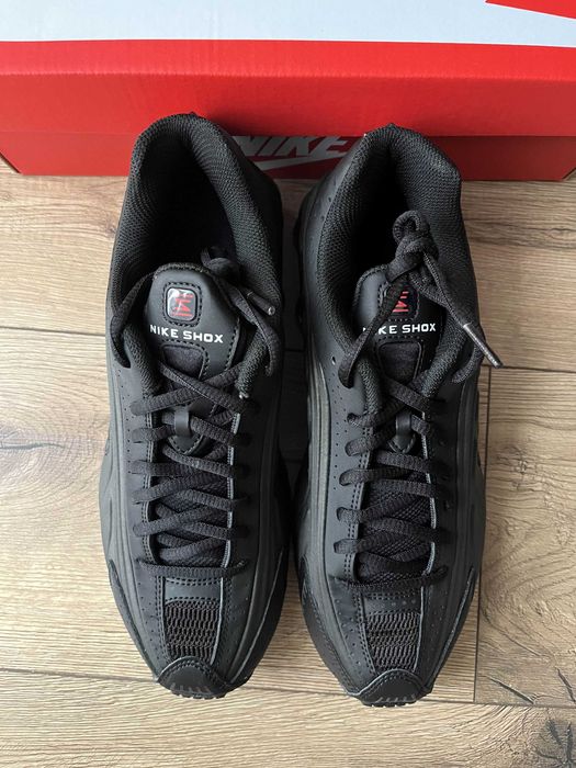 buty Nike Shox R4 Black GS r. 38.5 czarne - NOWE ORYGINALNE