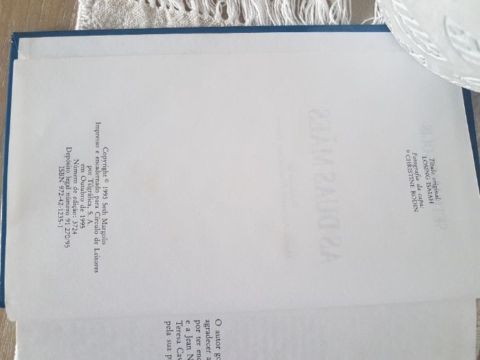 Livro "As Duas Mães"