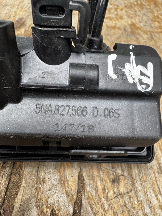 Камера заднего вида Volkswagen Tiguan