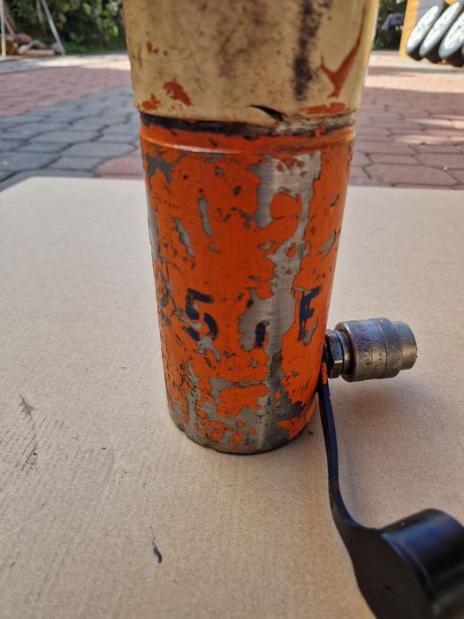 Siłownik -Rozpierak-  Power Team C254C  25 T  MODEL  B