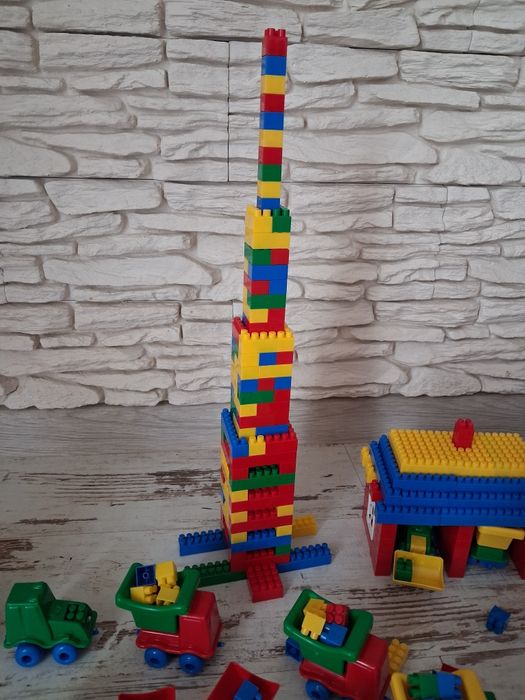 Klocki konstrukcyjne 570 elementów