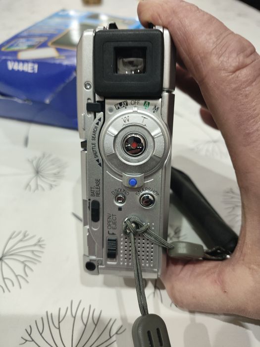 Відеокамера цифрова mini DV JVC GR-DVP10EK Японія 2000-х помилка Е03