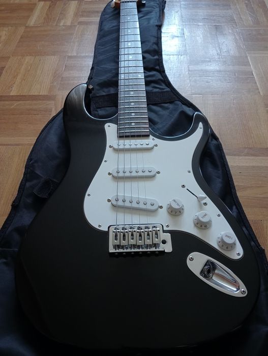 Gitara elektryczna JamMate UG-1 z interfejsem USB