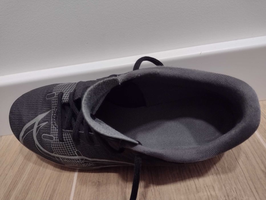 Buty halowe Nike Mercurial rozmiar 36.