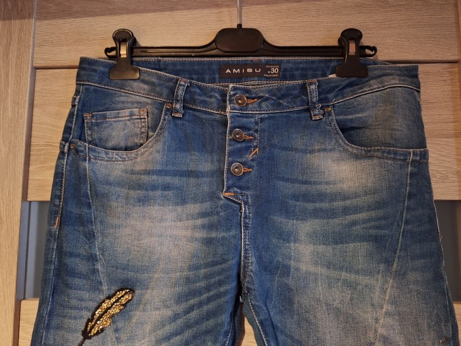 Spodnie jeansowe ze sklepu New Yorker