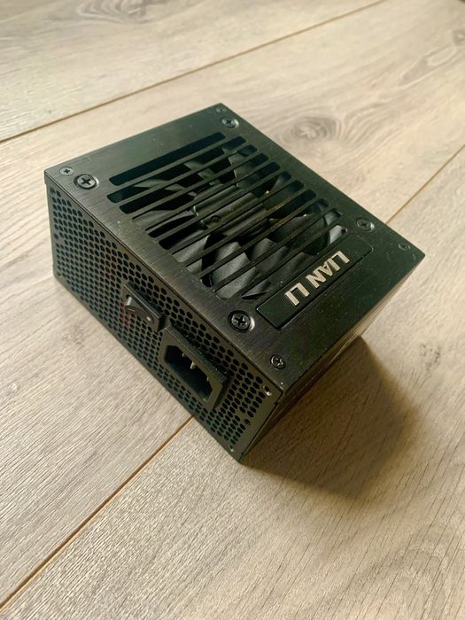 Lian Li SP750 Black 750W Gold 80Plus формфактор SFX для mITX