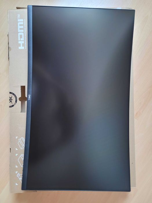Monitor Dell S3221QSc 32" 4K QHD + Ramię Humanscale