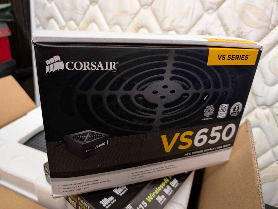 Corsair VS 650W Power Supply64738411372035120