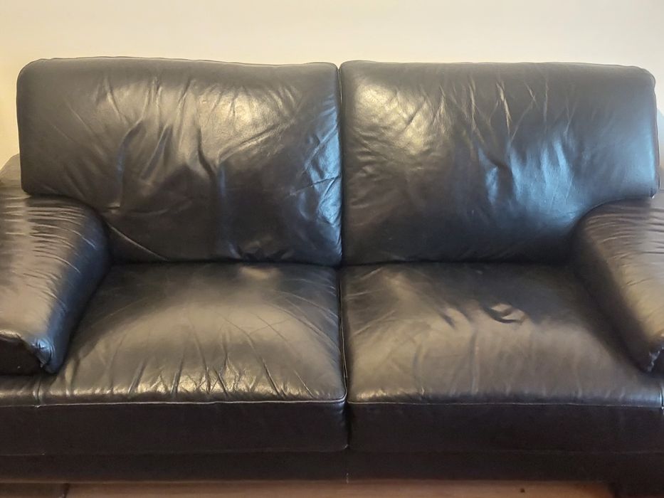 Sofa feito de pele