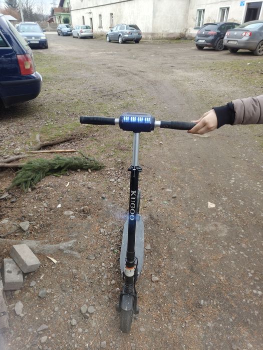 Hulajnoga elektryczna
