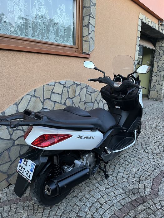 Yamaha X-max 125
