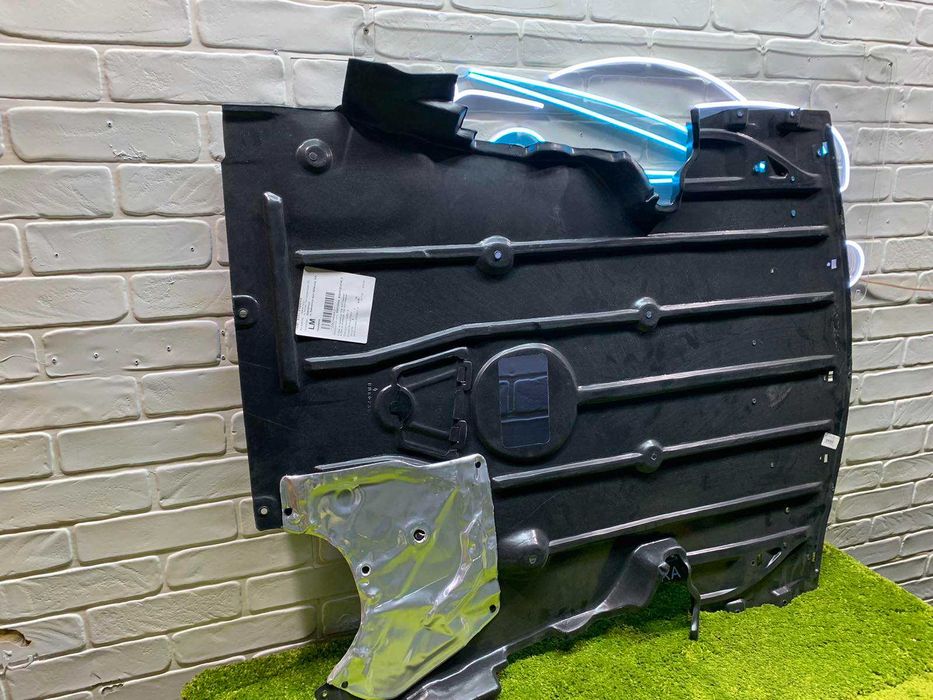 ЗАЩИТА ПОД ДВИГАТЕЛЬ BMW 3 E90 E91 E92 05-2013 Захист двигуна бмв е90