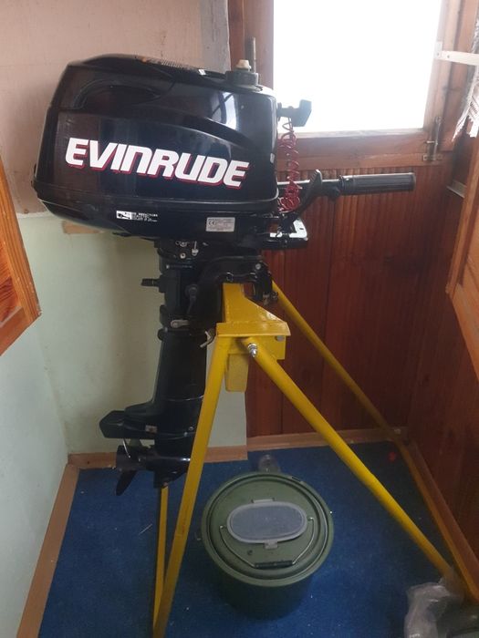 Лодочний мотор Evinrude 6