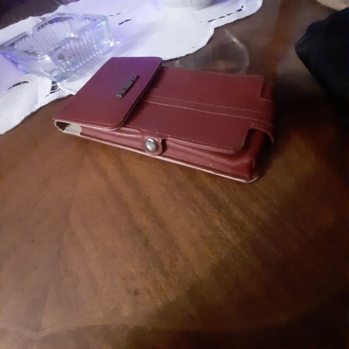 Ochraniacz etui na telefon