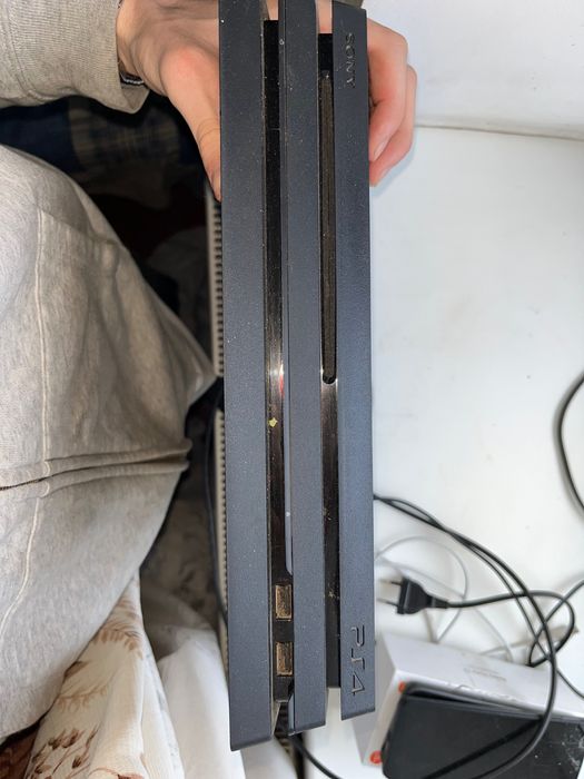 PlayStation 4 Pro 1TB