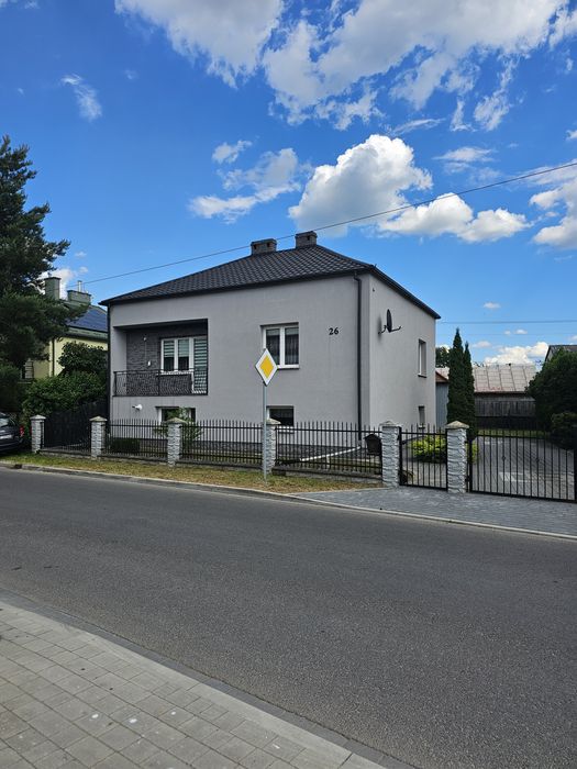 Sprzedam dom z wyposażeniem
