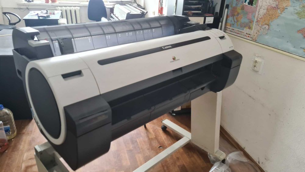 плоттер Canon IPF750 на запчастини