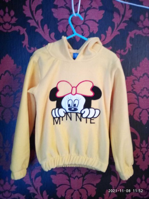 żółta bluza polarowa z myszką minnie