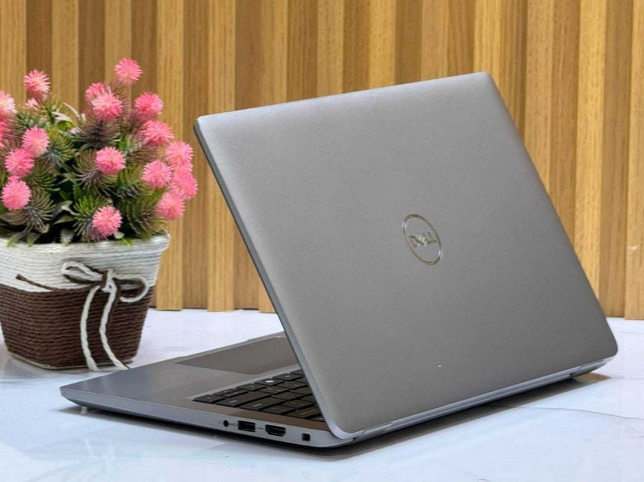 Dell Latitude 14" i5-1245U/16GB/256Nvme linha Profissional com Garantia