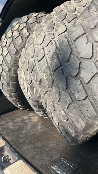 Продам грязьові шини всесезон