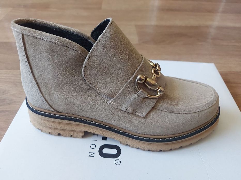 Продаю ботильёны