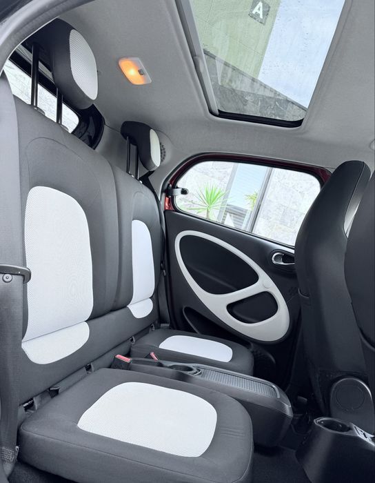 Smart ForFour Passion 900 Turbo Ano 2015 ( Tecto Panoramico GPS )